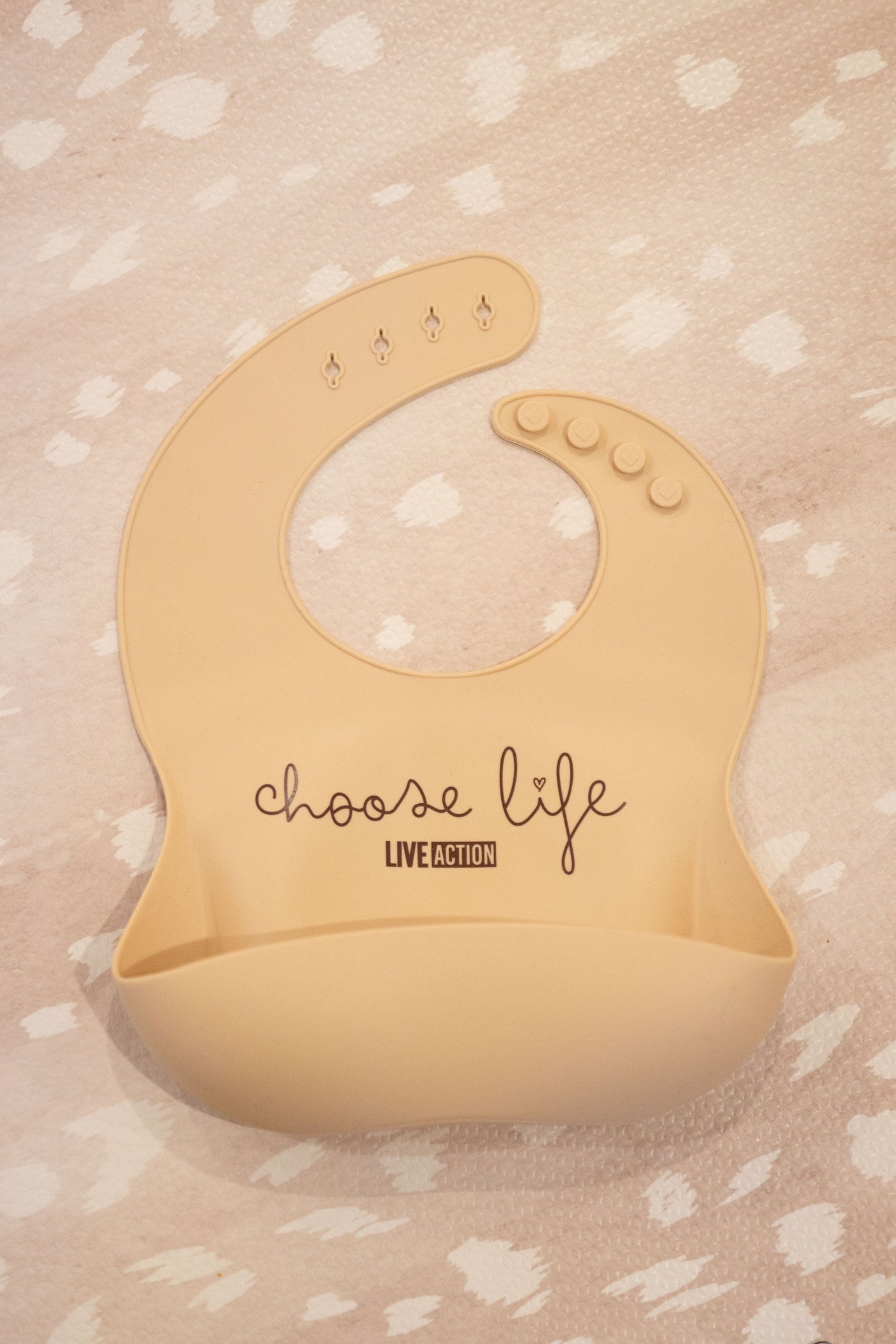 "Choose Life" Baby Bib